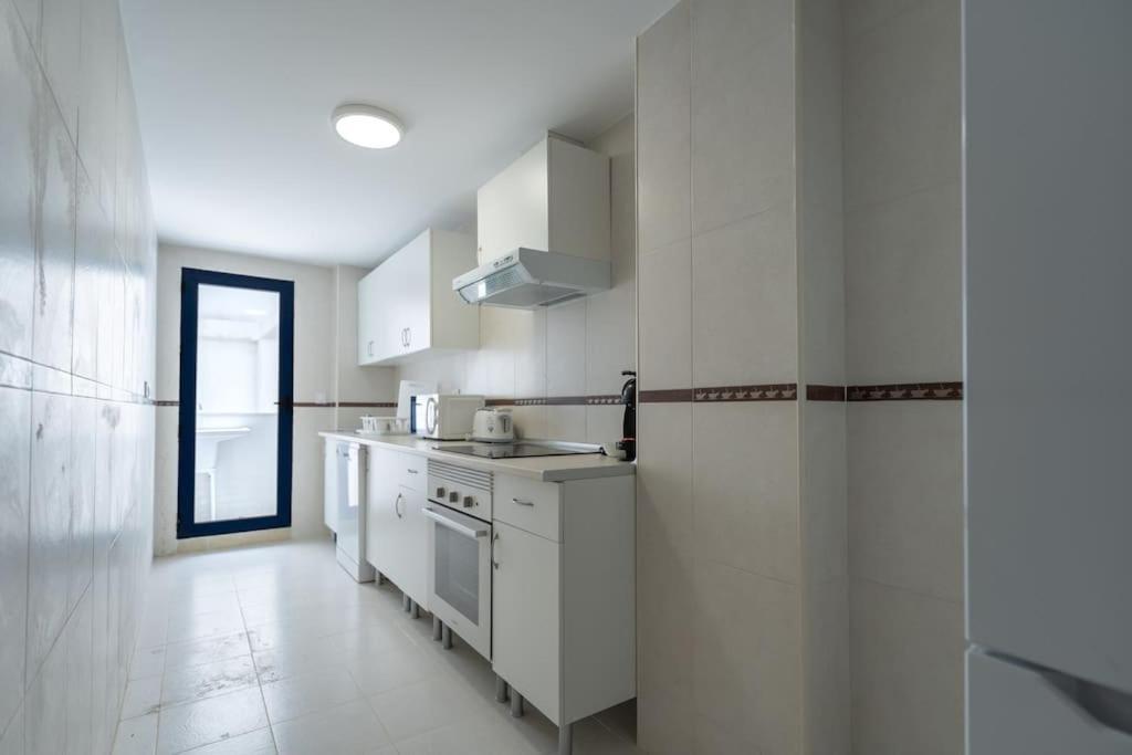Amplio Apartamento 2 Dormitorios Cerca De La Playa Alicante Esterno foto