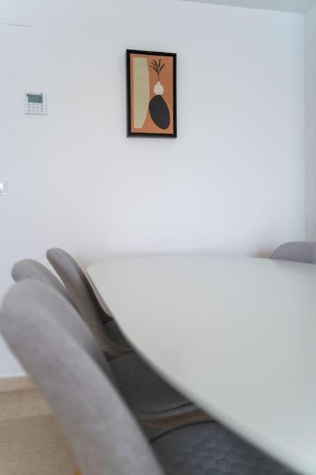 Amplio Apartamento 2 Dormitorios Cerca De La Playa Alicante Esterno foto