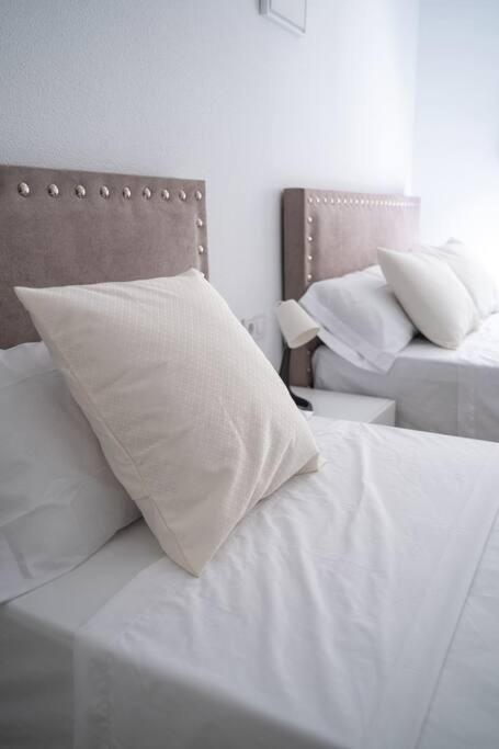 Amplio Apartamento 2 Dormitorios Cerca De La Playa Alicante Esterno foto
