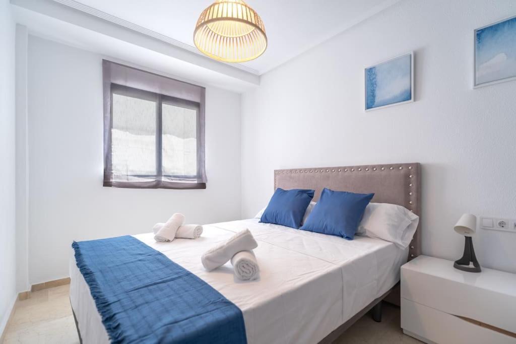 Amplio Apartamento 2 Dormitorios Cerca De La Playa Alicante Esterno foto