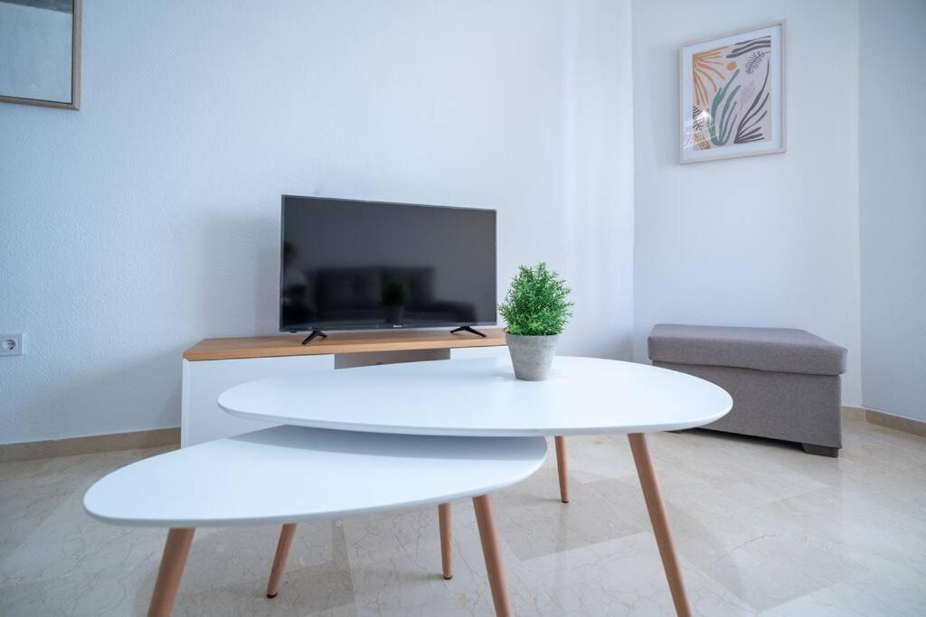 Amplio Apartamento 2 Dormitorios Cerca De La Playa Alicante Esterno foto