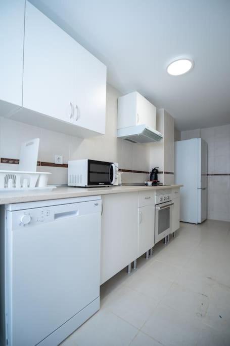 Amplio Apartamento 2 Dormitorios Cerca De La Playa Alicante Esterno foto